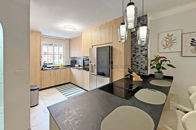 3 chambre Villa/Maison à vendre à San Isidro de Abona, Granadilla de Abona - 395 000 € (Ref: 9850570)