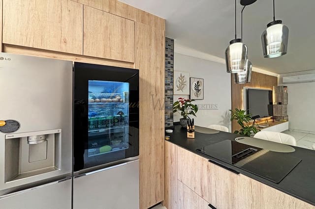 3 chambre Villa/Maison à vendre à San Isidro de Abona, Granadilla de Abona - 395 000 € (Ref: 9850570)