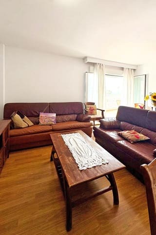 3 makuuhuone Asunto myytävänä paikassa Los Cristianos, Arona mukana uima-altaan - 350 000 € (Ref: 9854569)