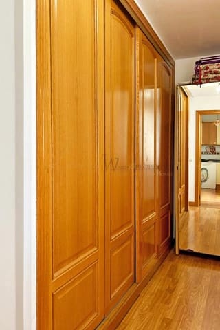 3 makuuhuone Asunto myytävänä paikassa Los Cristianos, Arona mukana uima-altaan - 350 000 € (Ref: 9854569)