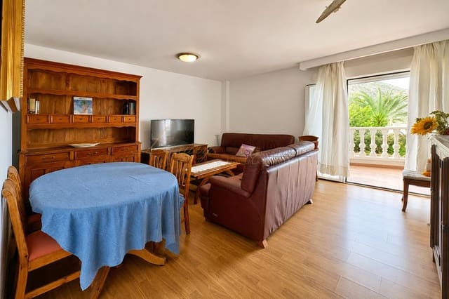 3 makuuhuone Asunto myytävänä paikassa Los Cristianos, Arona mukana uima-altaan - 350 000 € (Ref: 9854569)