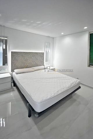 1 chambre Appartement à vendre à Costa del Silencio, Arona avec piscine - 191 000 € (Ref: 9872687)