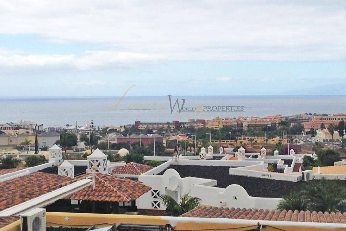 3 camera da letto Villa in vendita in Costa Adeje con piscina garage - 820.000 € (Rif: 9875307)