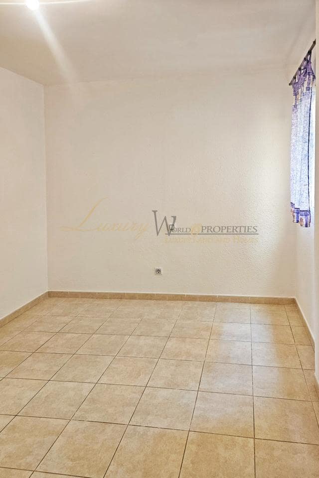 2 chambre Appartement à vendre à Cabo Blanco avec garage - 233 000 € (Ref: 9879686)