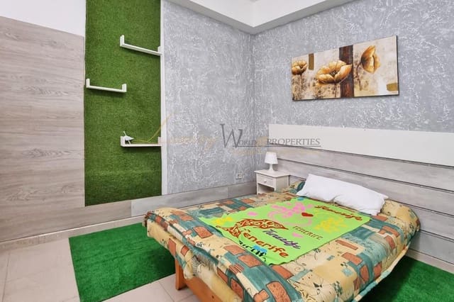 3 sypialnia Biznes na sprzedaż w Los Cristianos, Arona - 185 000 € (Ref: 9883564)