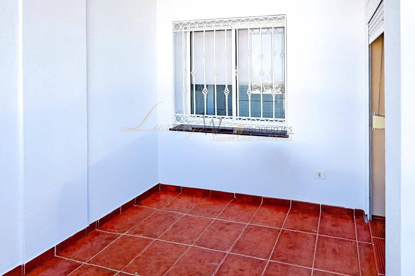 3 soveværelse Villa til salg i Costa Adeje med swimmingpool garage - € 455.000 (Ref: 9883565)