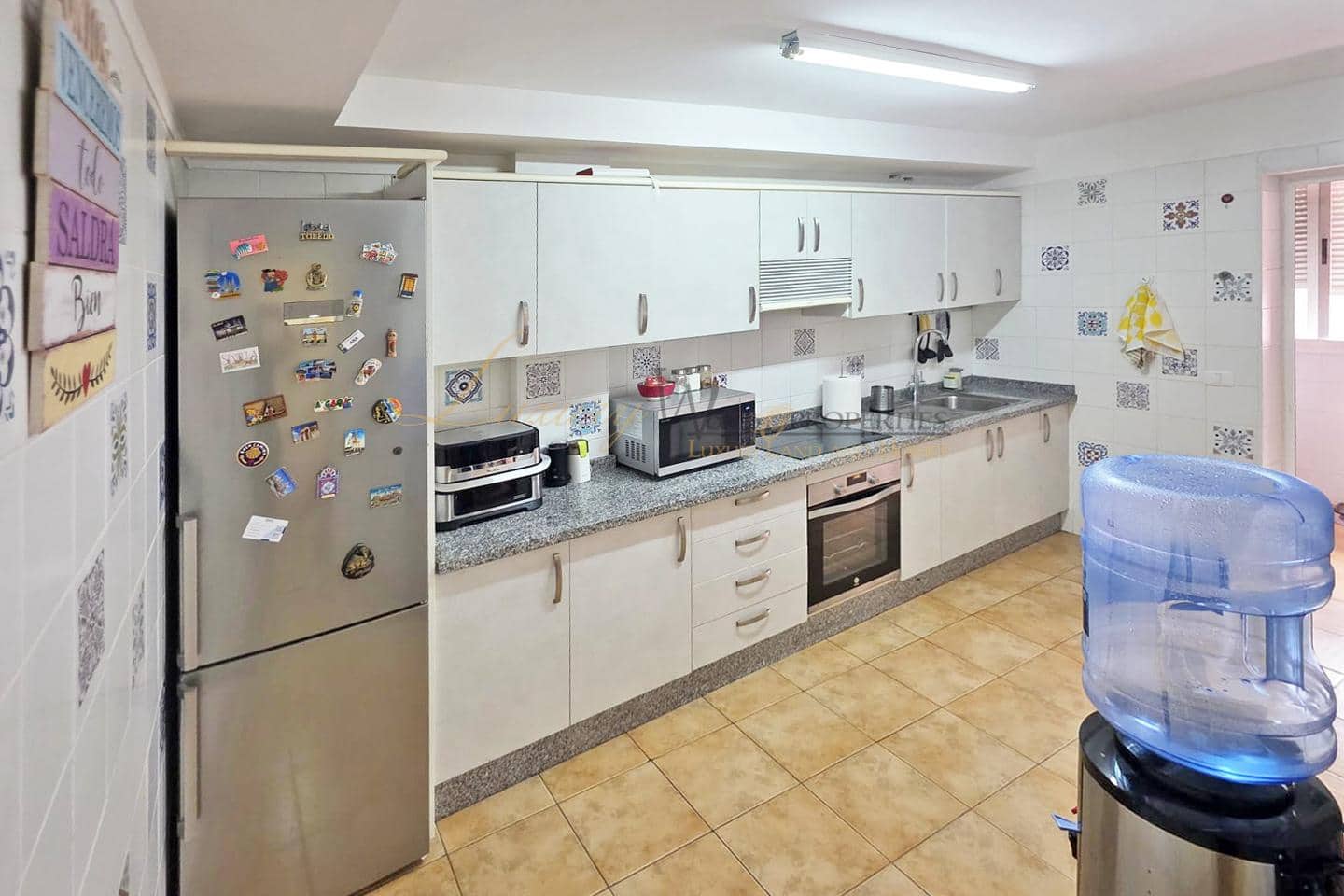 3 sypialnia Mieszkanie na sprzedaż w Playa San Juan z basenem garażem - 445 000 € (Ref: 9893199)