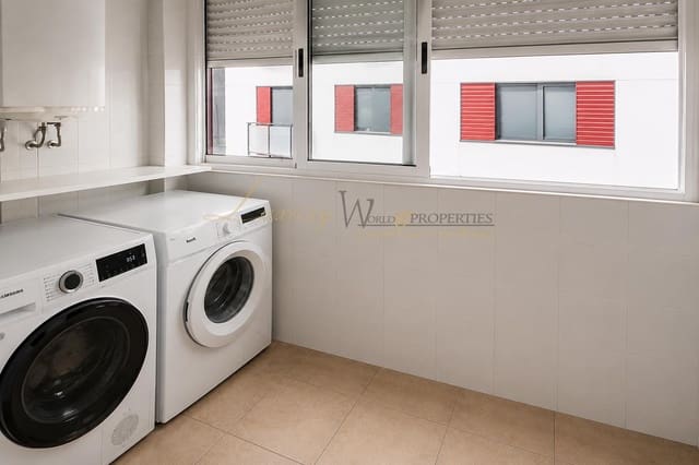 3 sypialnia Mieszkanie na sprzedaż w Playa San Juan, Guía de Isora z basenem garażem - 445 000 € (Ref: 9893199)