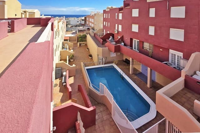 3 sypialnia Mieszkanie na sprzedaż w Playa San Juan, Guía de Isora z basenem garażem - 445 000 € (Ref: 9893199)
