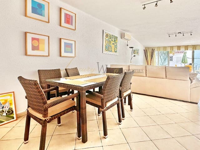 2 soveværelse Villa til salg i Playa de las Americas, Arona - € 795.000 (Ref: 9909720)