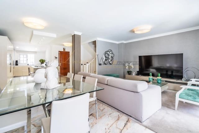 5 Zimmer Villa zu verkaufen in Playa del Duque, Adeje mit Pool Garage - 2.310.000 € (Ref: 9911939)