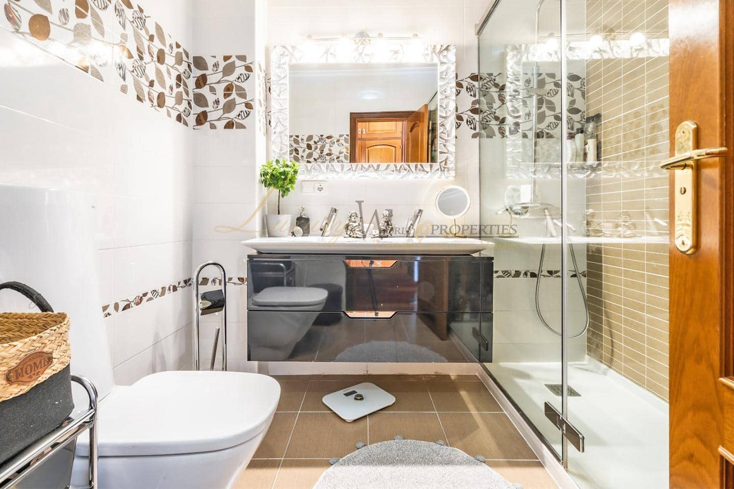 5 Zimmer Villa zu verkaufen in Costa Adeje mit Pool Garage - 2.310.000 € (Ref: 9911939)