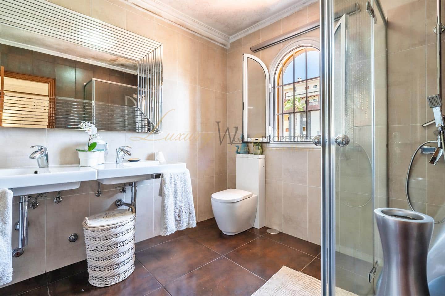 5 Zimmer Villa zu verkaufen in Costa Adeje mit Pool Garage - 2.310.000 € (Ref: 9911939)