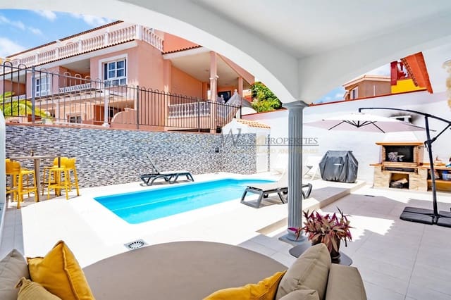 5 Zimmer Villa zu verkaufen in Playa del Duque, Adeje mit Pool Garage - 2.310.000 € (Ref: 9911939)