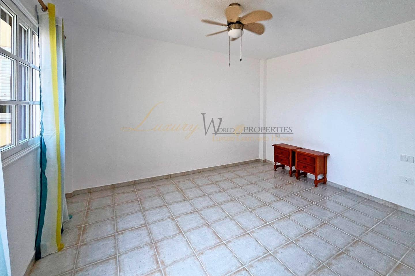 1 Zimmer Wohnung zu verkaufen in Costa Adeje mit Pool - 325.000 € (Ref: 9912228)