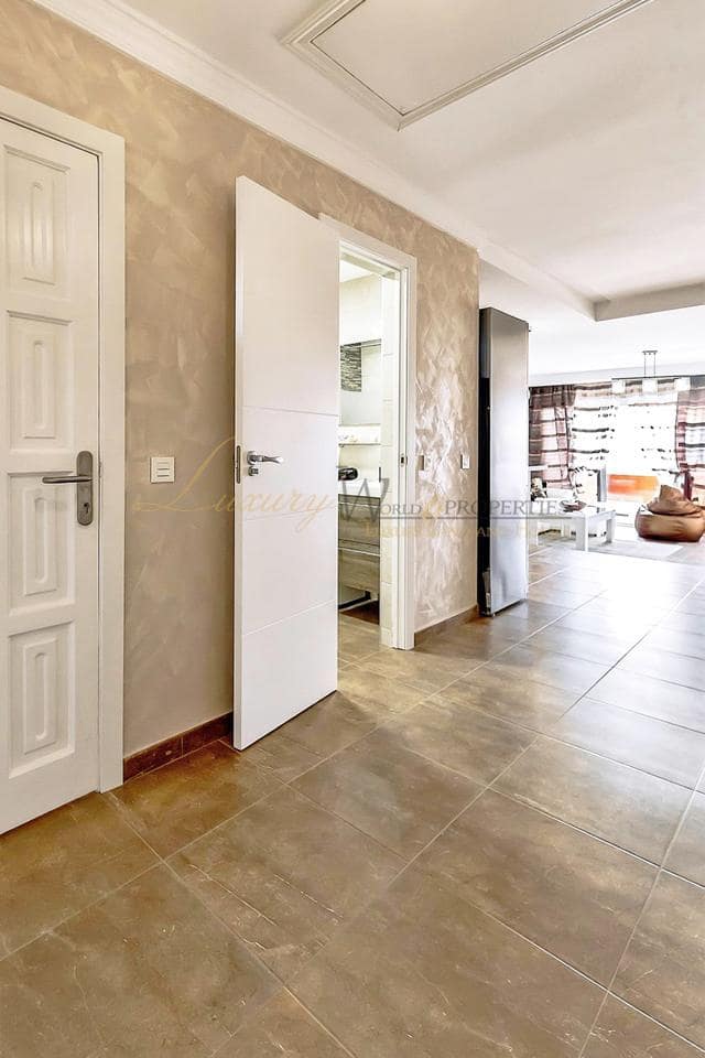 2 chambre Appartement à vendre à Costa Adeje avec piscine - 315 000 € (Ref: 9918744)