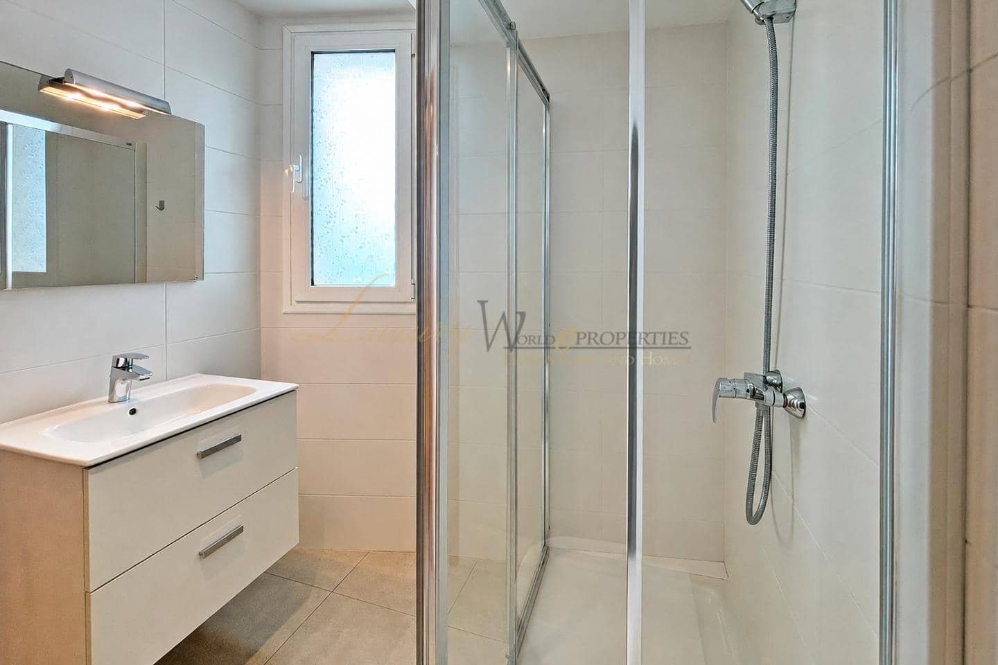 3 camera da letto Appartamento in vendita in Adeje con piscina garage - 520.000 € (Rif: 9924909)