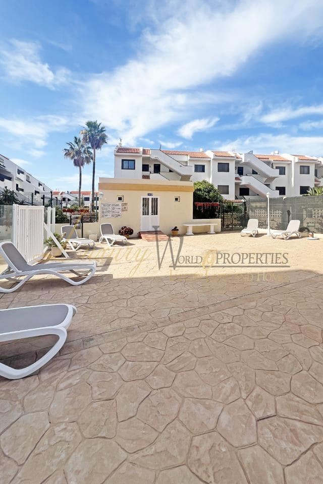 1 slaapkamer Flat te koop in Costa del Silencio met zwembad - € 215.000 (Ref: 9932283)