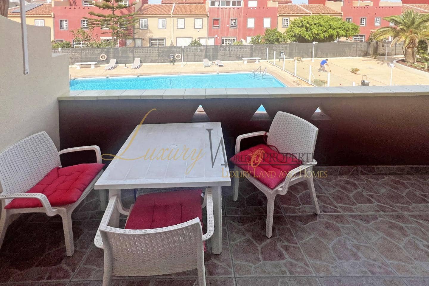 1 slaapkamer Flat te koop in Costa del Silencio met zwembad - € 215.000 (Ref: 9932283)