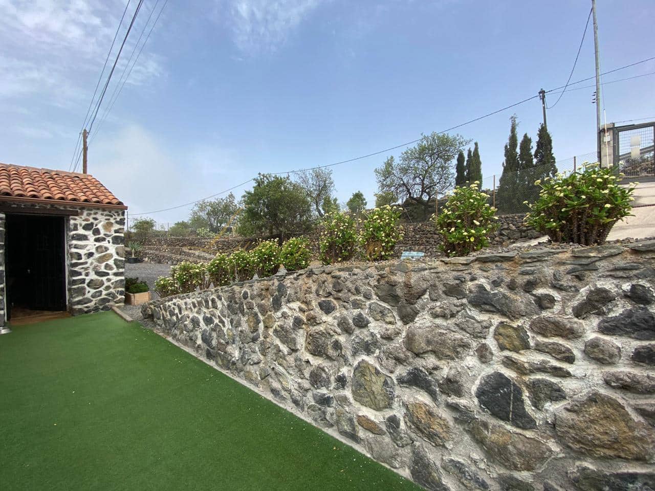 4 bedroom Villa for sale in Guia de Isora with garage - € 546,000 (Ref: 9932390)