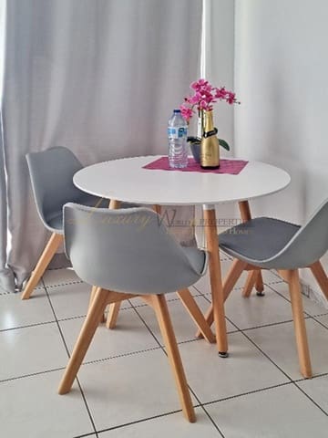 1 sypialnia Mieszkanie na sprzedaż w Los Cristianos, Arona z basenem garażem - 305 000 € (Ref: 9935109)