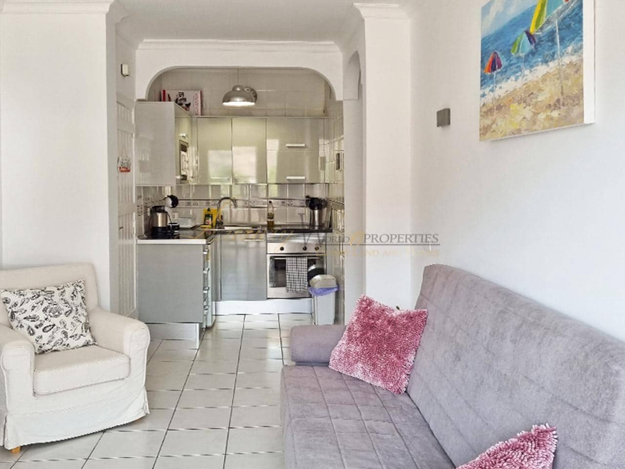 1 soverom Leilighet til salgs i Los Cristianos med svømmebasseng garasje - € 305 000 (Ref: 9935109)