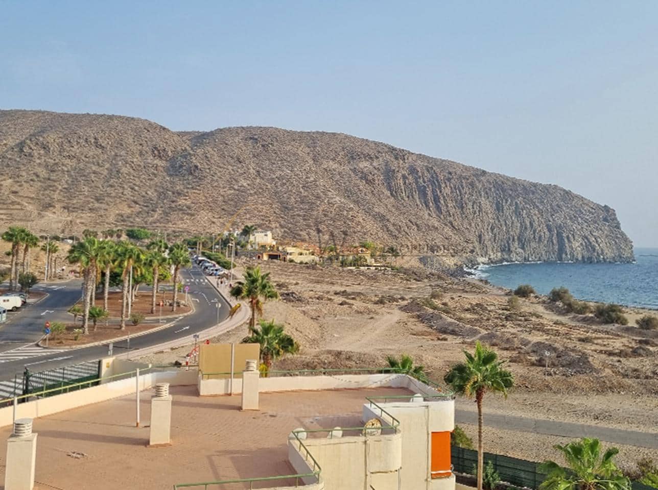 1 soverom Leilighet til salgs i Los Cristianos med svømmebasseng garasje - € 305 000 (Ref: 9935109)