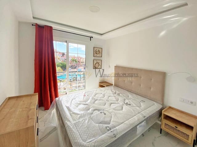 2 soverom Leilighet til salgs i Los Cristianos, Arona med svømmebasseng - € 330 000 (Ref: 9938680)