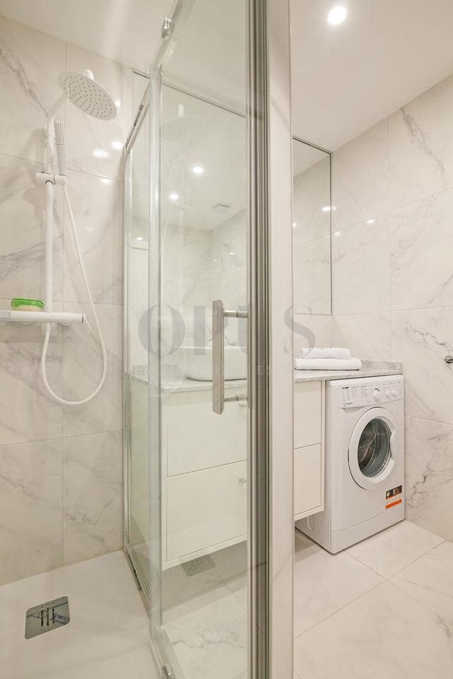 Piso de 4 habitaciones en Costa Adeje en venta con piscina - 1.000.000 € (Ref: 9948897)