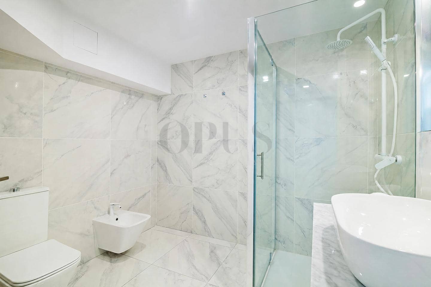 Piso de 4 habitaciones en Costa Adeje en venta con piscina - 1.000.000 € (Ref: 9948897)