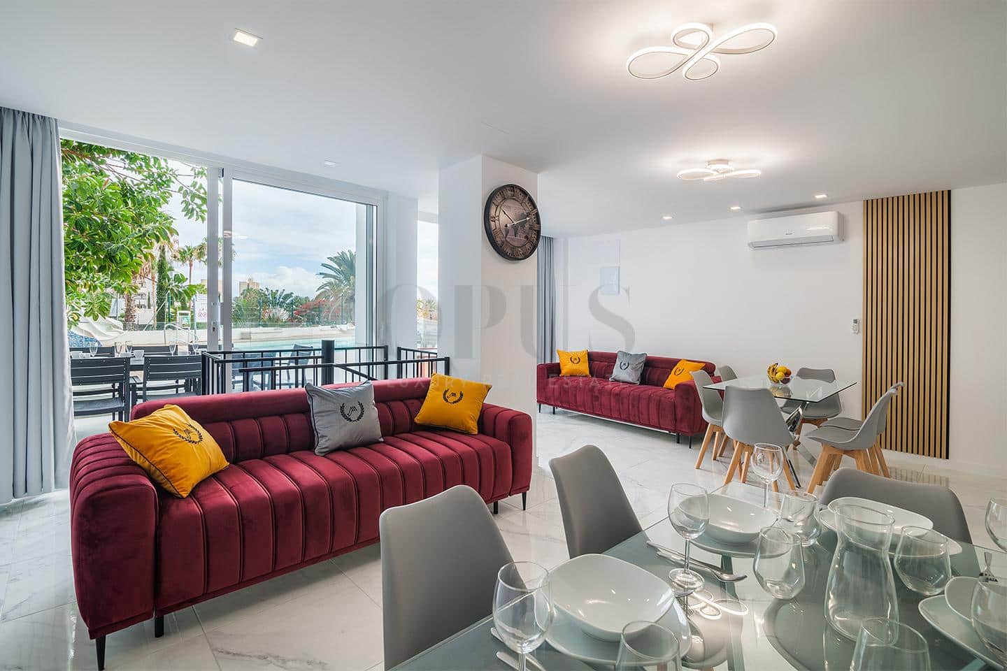 Piso de 4 habitaciones en Costa Adeje en venta con piscina - 1.000.000 € (Ref: 9948897)