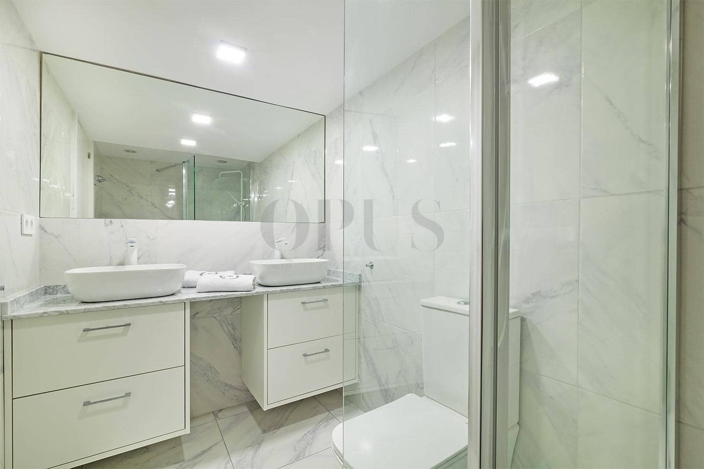 Piso de 4 habitaciones en Costa Adeje en venta con piscina - 1.000.000 € (Ref: 9948897)