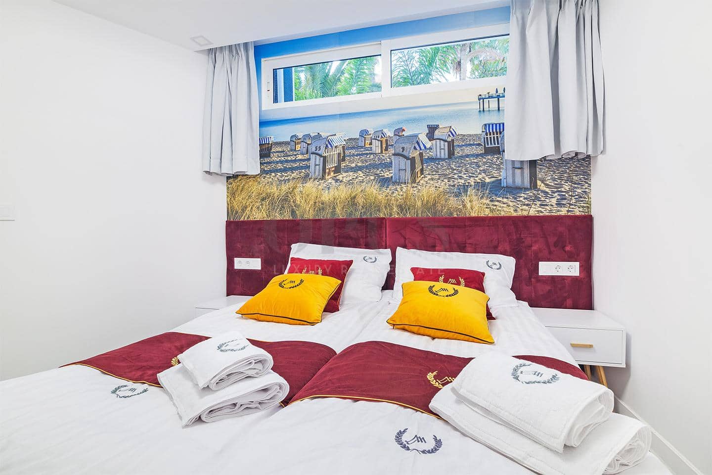 Piso de 4 habitaciones en Costa Adeje en venta con piscina - 1.000.000 € (Ref: 9948897)