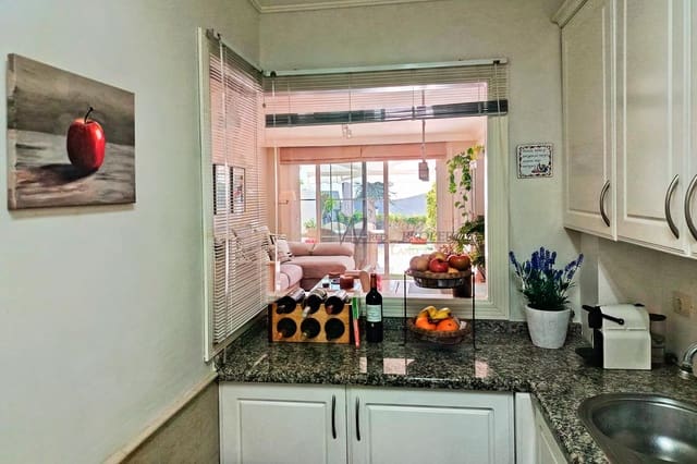 2 soveværelse Lejlighed til salg i Chayofa, Arona med garage - € 440.000 (Ref: 9953046)