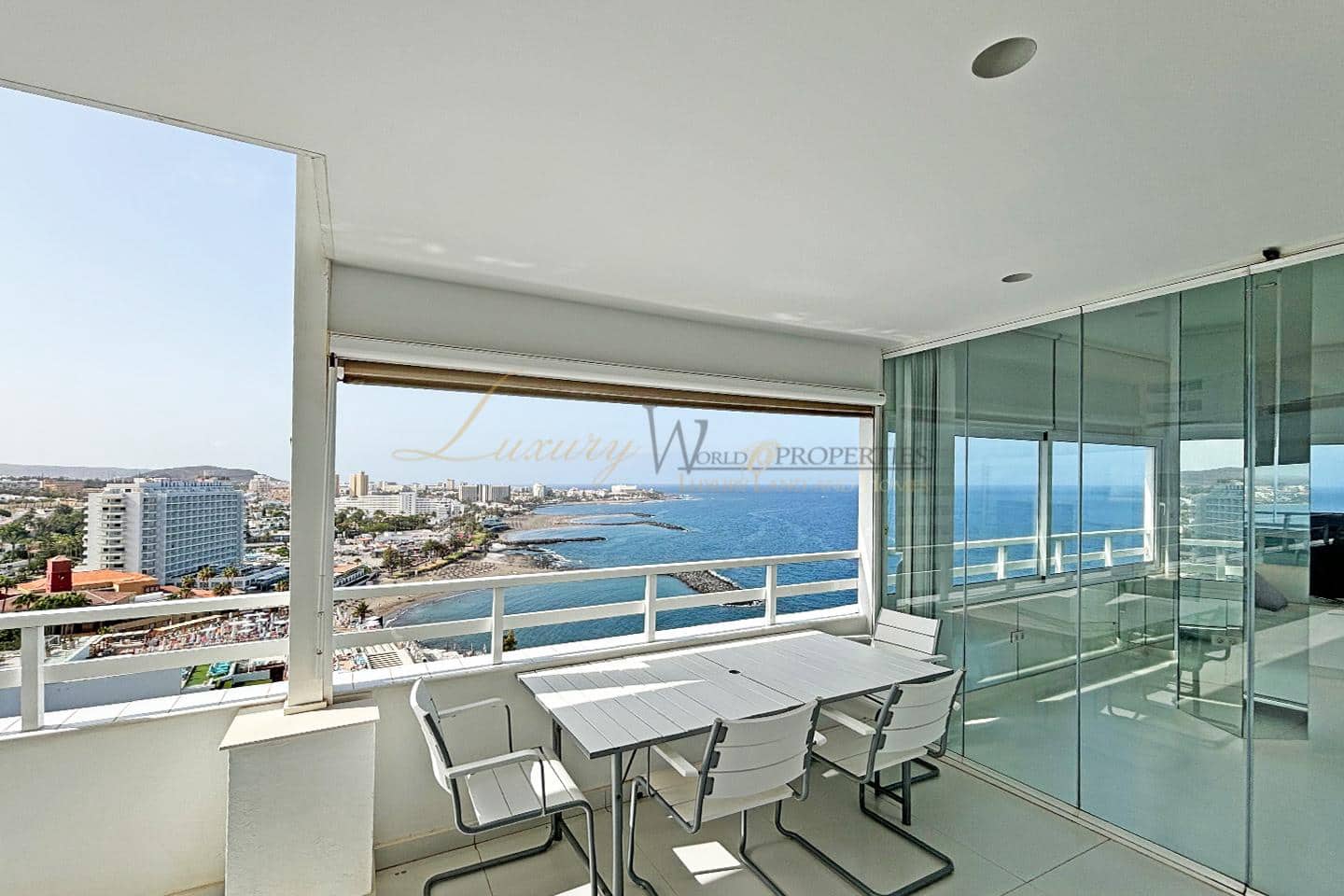 1 bedroom Flat for sale in Costa Adeje with pool - € 1,495,000 (Ref: 9956501)