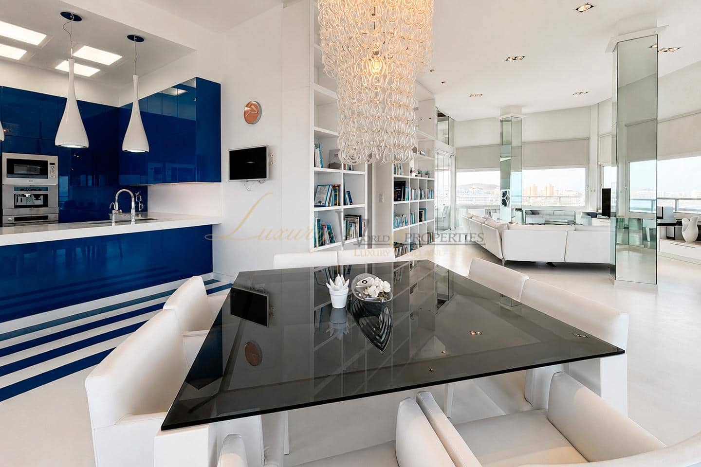 1 bedroom Flat for sale in Costa Adeje with pool - € 1,495,000 (Ref: 9956501)