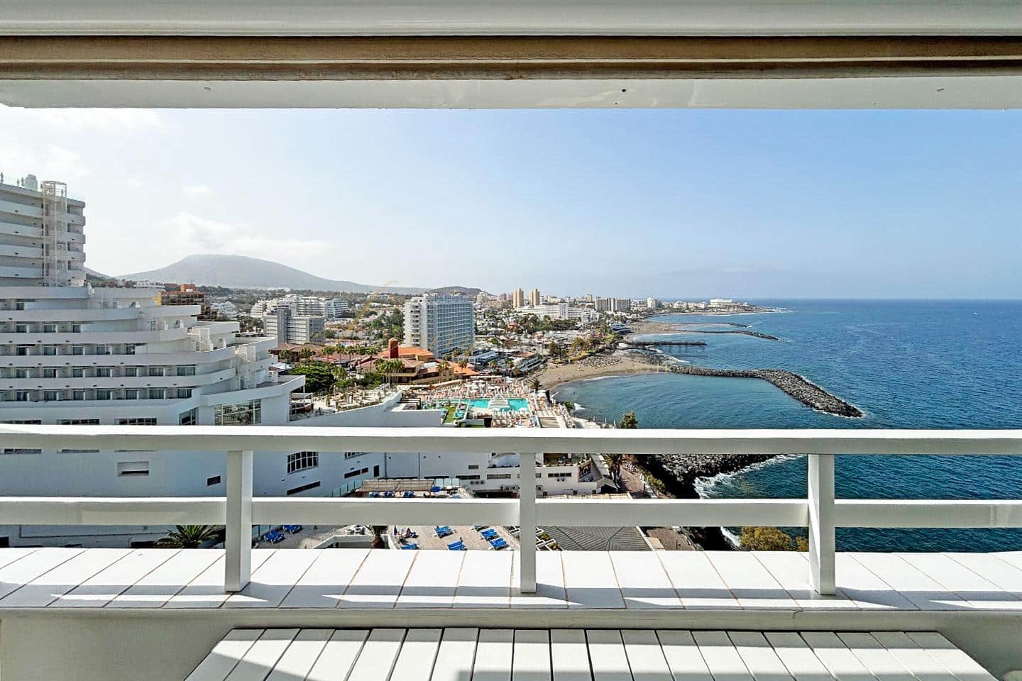 1 bedroom Flat for sale in Costa Adeje with pool - € 1,495,000 (Ref: 9956501)