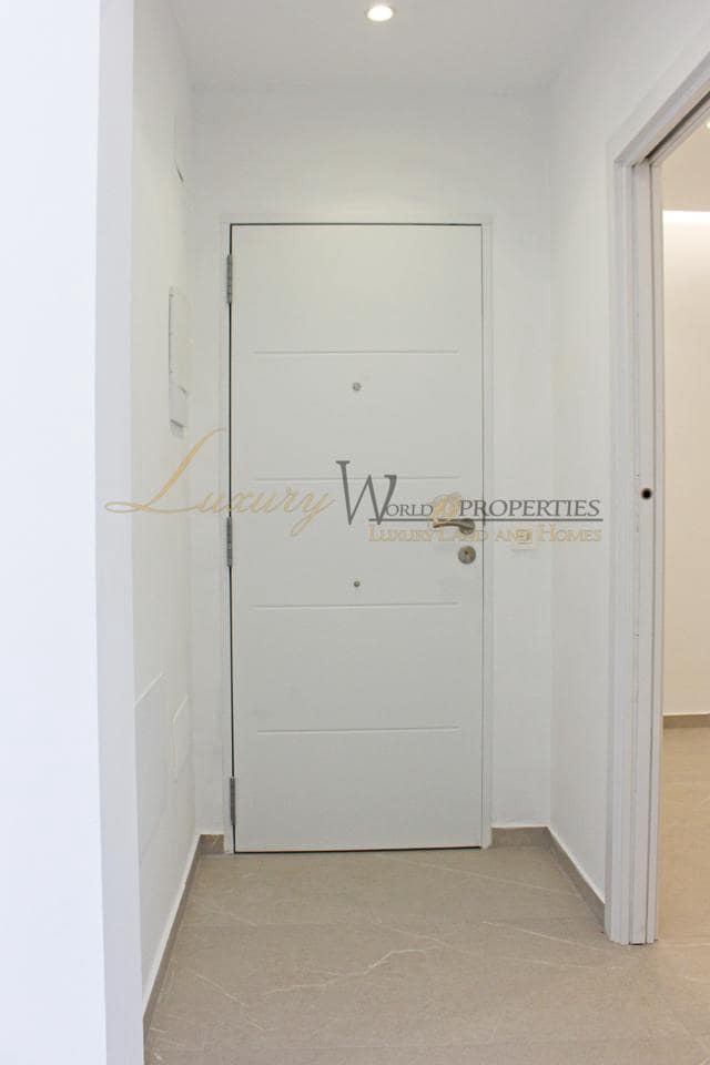 1 bedroom Flat for sale in Costa Adeje with pool - € 310,000 (Ref: 9956588)