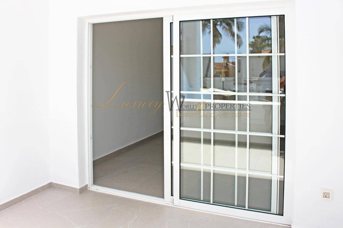 1 bedroom Flat for sale in Costa Adeje with pool - € 310,000 (Ref: 9956588)