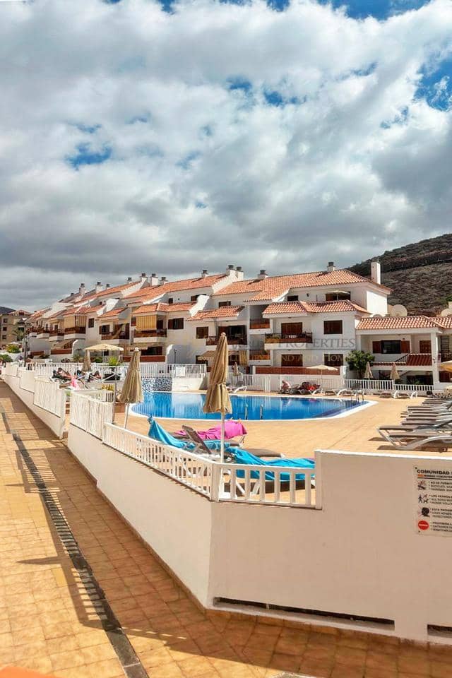 3 bedroom Flat for sale in Los Cristianos with pool garage - € 495,000 (Ref: 9958393)