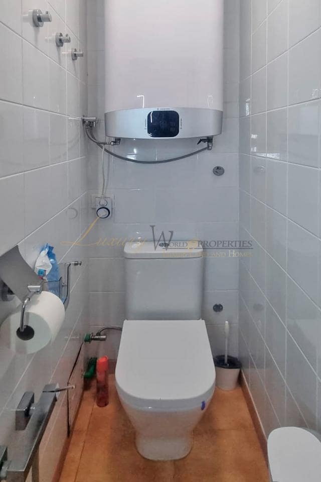 2 slaapkamer Flat te koop in Costa del Silencio met zwembad - € 195.000 (Ref: 9964295)