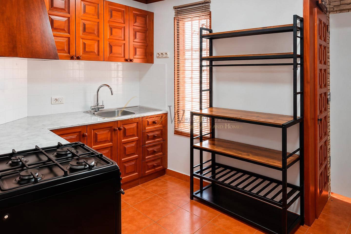 2 slaapkamer Flat te koop in Costa del Silencio met zwembad - € 195.000 (Ref: 9964295)