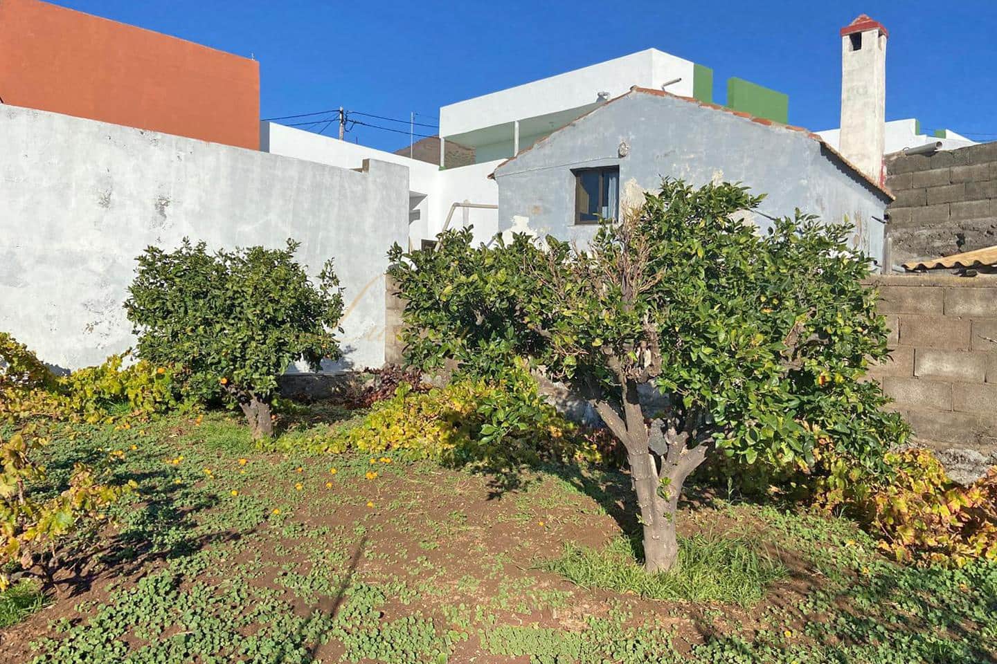 7 soverom Villa til salgs i Santiago del Teide med garasje - € 280 000 (Ref: 9966001)