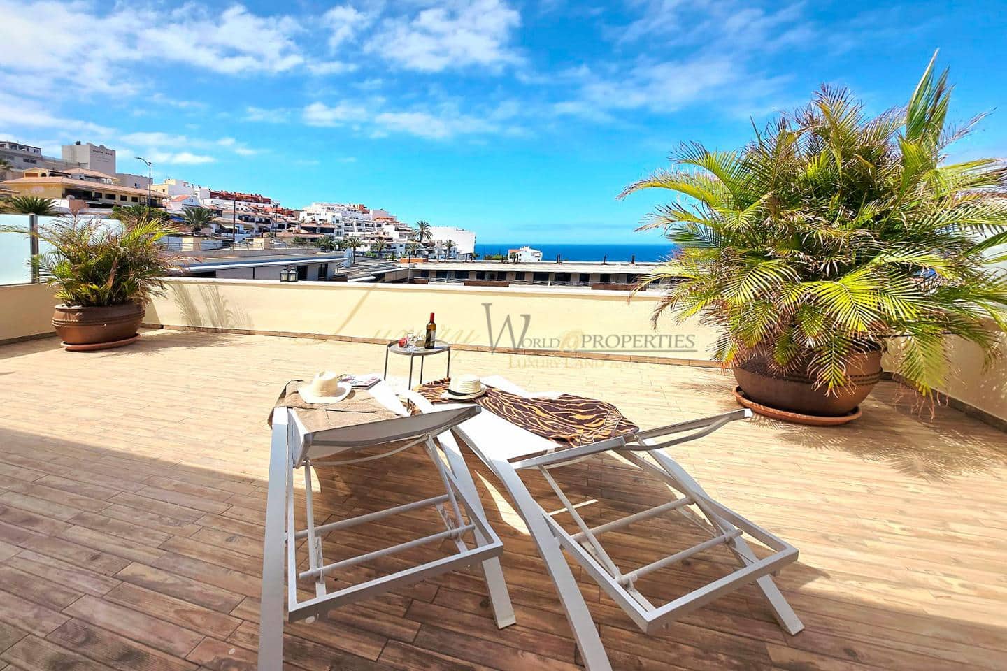 2 chambre Appartement à vendre à Los Gigantes avec piscine garage - 670 000 € (Ref: 9973971)