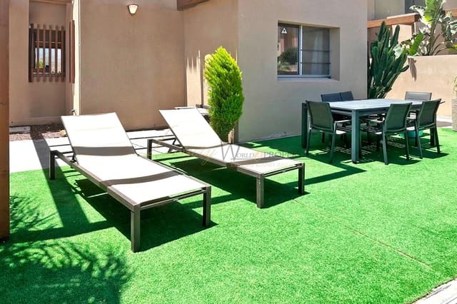 4 soverom Villa til salgs i Amarilla Golf, San Miguel de Abona med svømmebasseng garasje - € 795 000 (Ref: 9977711)
