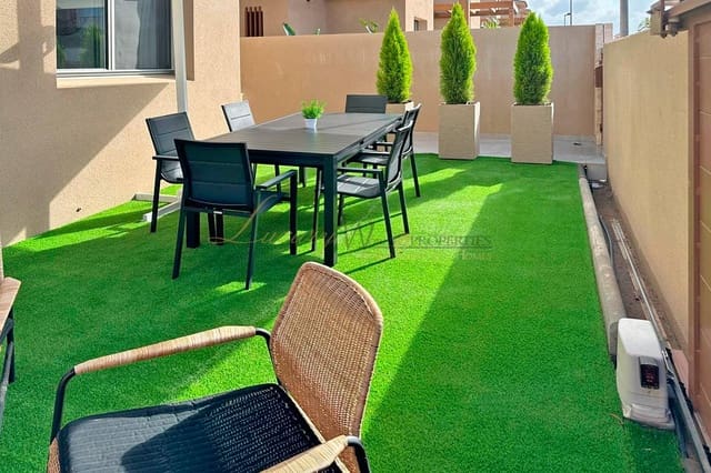 4 soverom Villa til salgs i Amarilla Golf, San Miguel de Abona med svømmebasseng garasje - € 795 000 (Ref: 9977711)