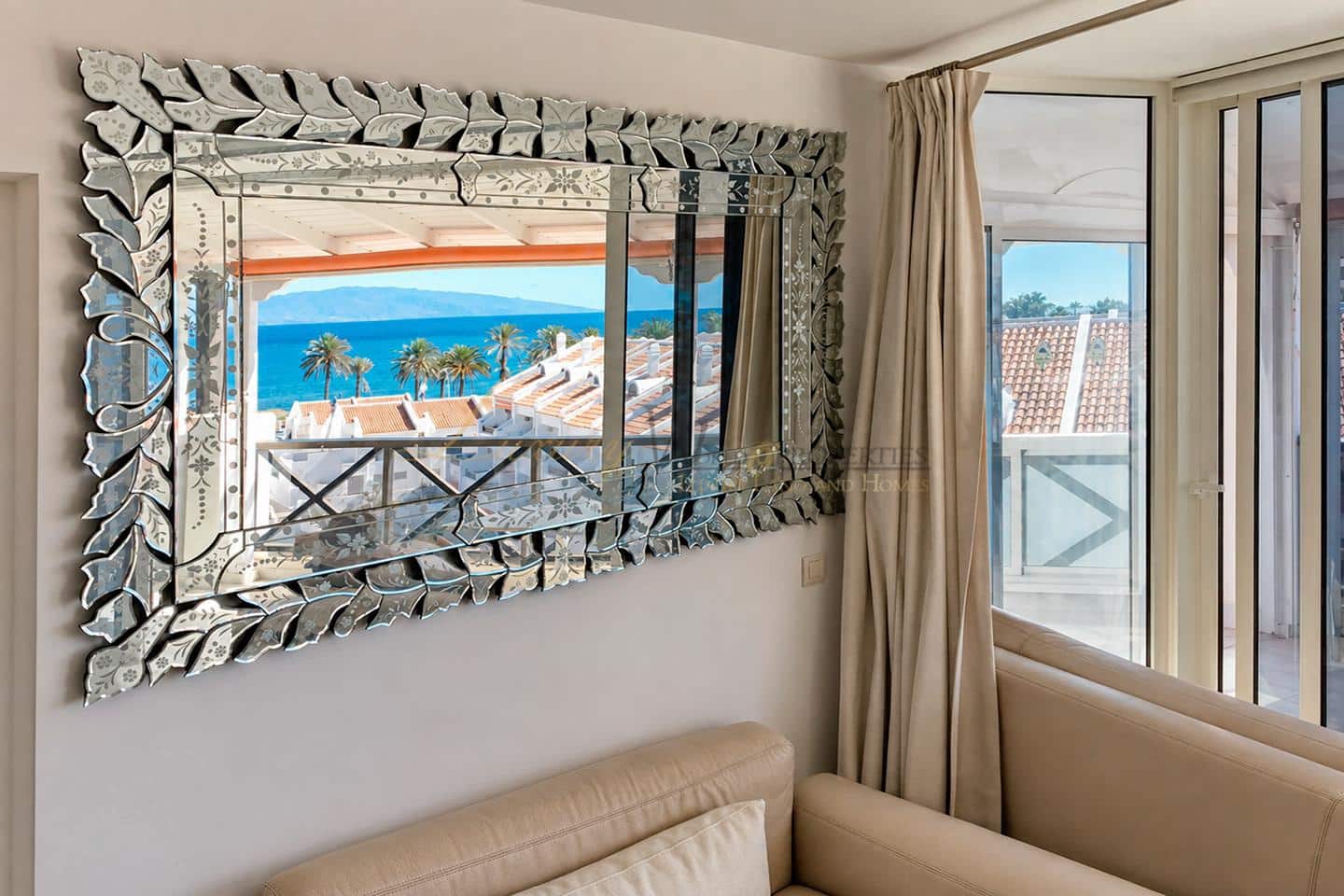 5 Zimmer Wohnung zu verkaufen in Playa de las Americas mit Pool - 1.400.000 € (Ref: 9997772)