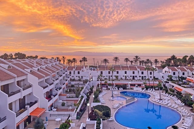 5 Zimmer Wohnung zu verkaufen in Playa de las Americas, Arona mit Pool - 1.400.000 € (Ref: 9997772)
