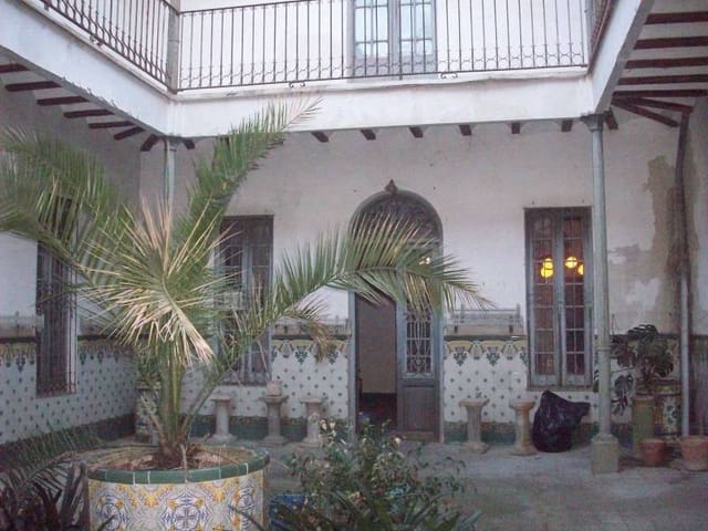 8 soverom Villa til salgs i Montaverner - € 300 000 (Ref: 6427236)