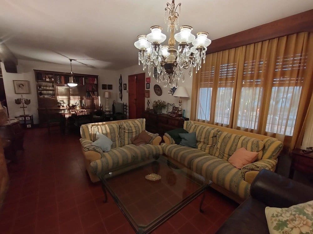 7 bedroom Villa for sale in Ontinyent with pool garage - € 650,000 (Ref: 6791867)